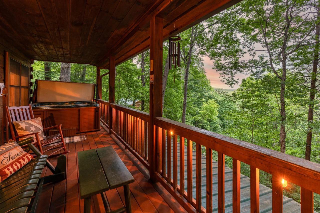 Secluded Sunrise Ridge-10 Min From Blue Ridge, King Beds, Hot Tub, 2 Porches, Fireplace Wood Burning, Mountain View, Cozy Extérieur photo